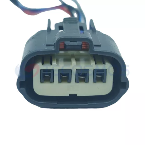 Auto Parts 4-pin Automotive Electronic Ignition Coil Harness Connector Suitable for Toyota Yaris Corolla 4-pin Female6189-0551